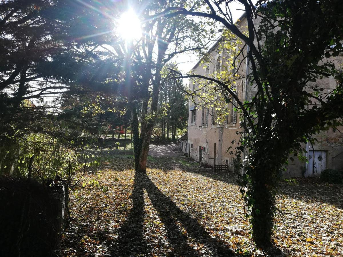 Villa Gite De La Gare Varzy Exterior foto